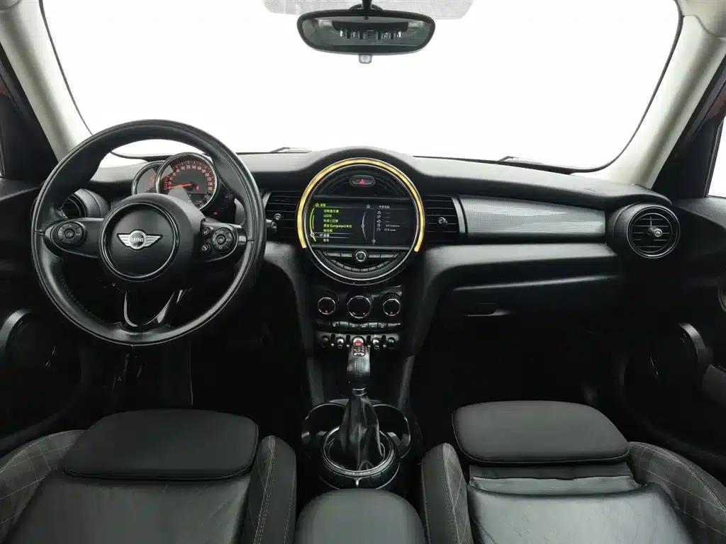 2016 MINI 1.5T COOPER Avant-garde 5-Door Edition — миниатюра 5