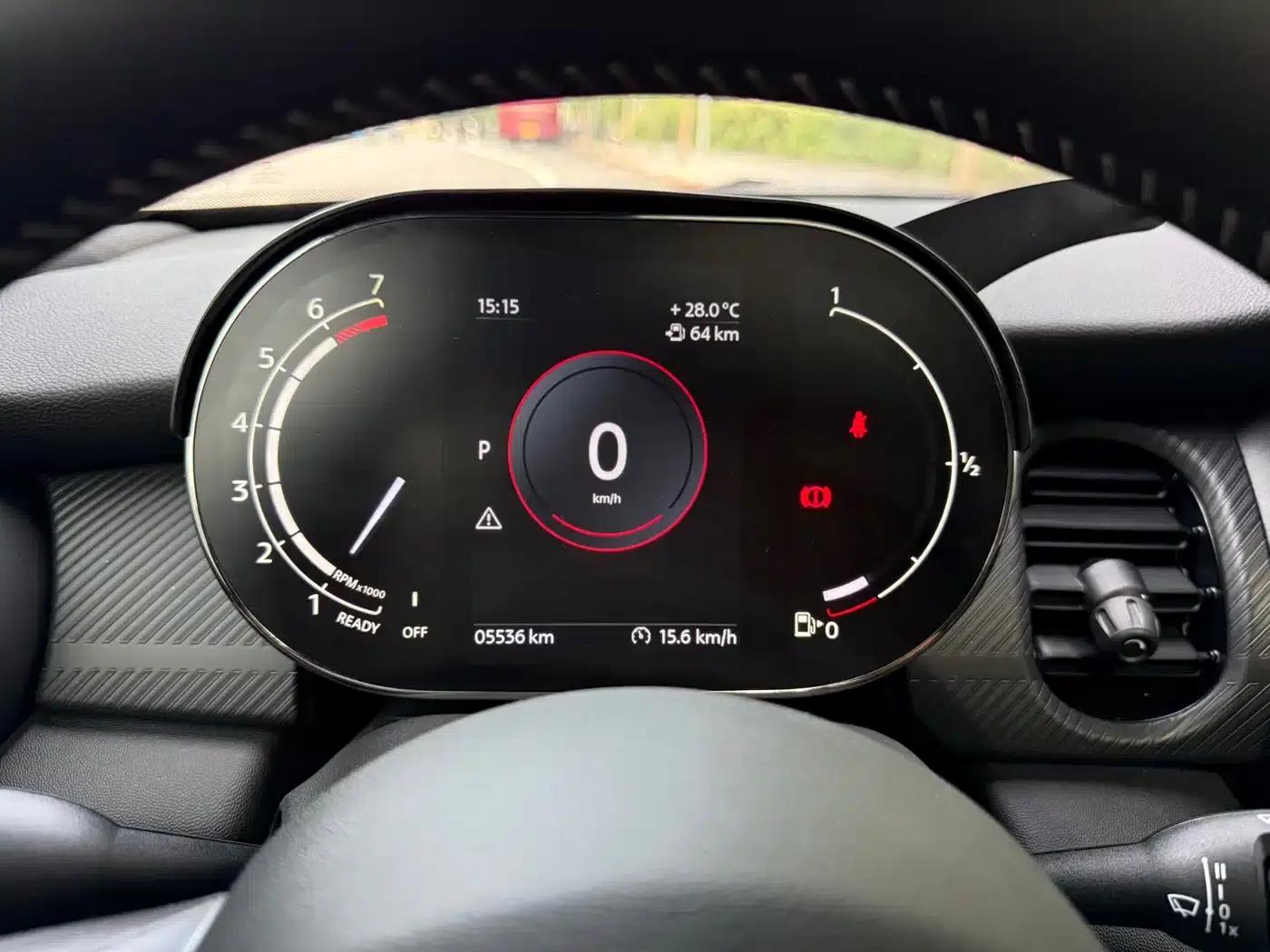 MINI 2023 1.5T COOPER King's Cross Special Edition — миниатюра 23