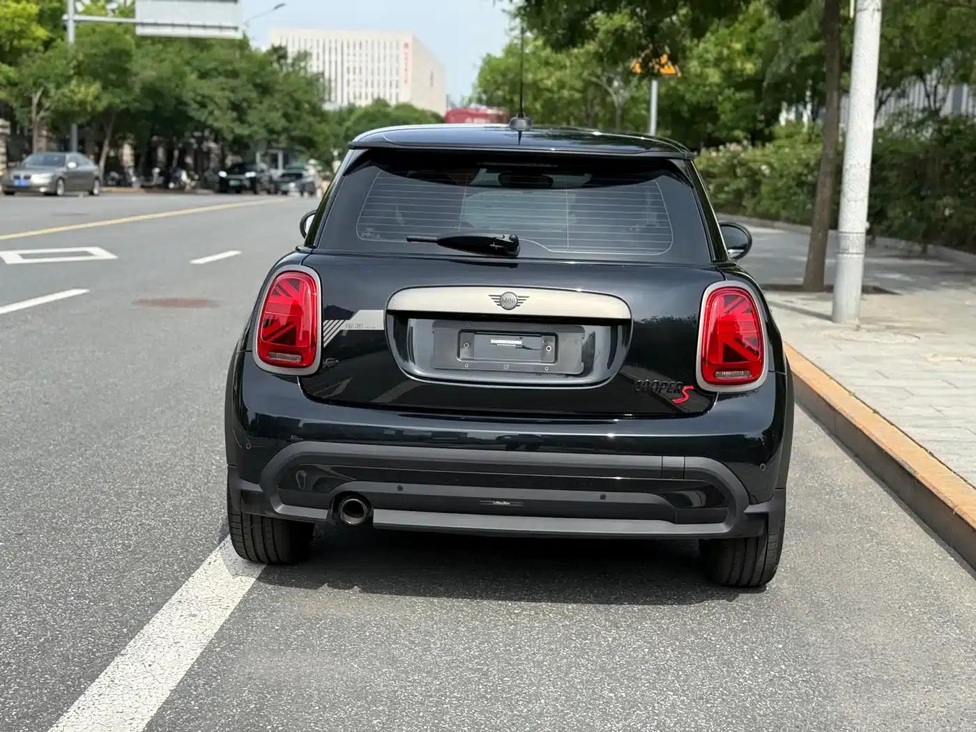 MINI 2023 1.5T COOPER King's Cross Special Edition — миниатюра 5