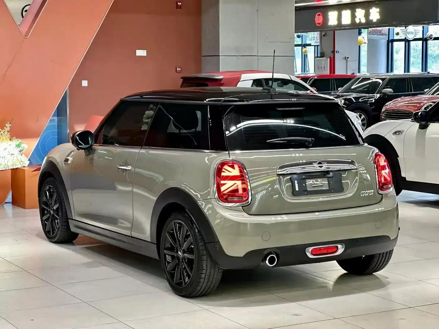 MINI 2020 1.5T COOPER Artist — миниатюра 9