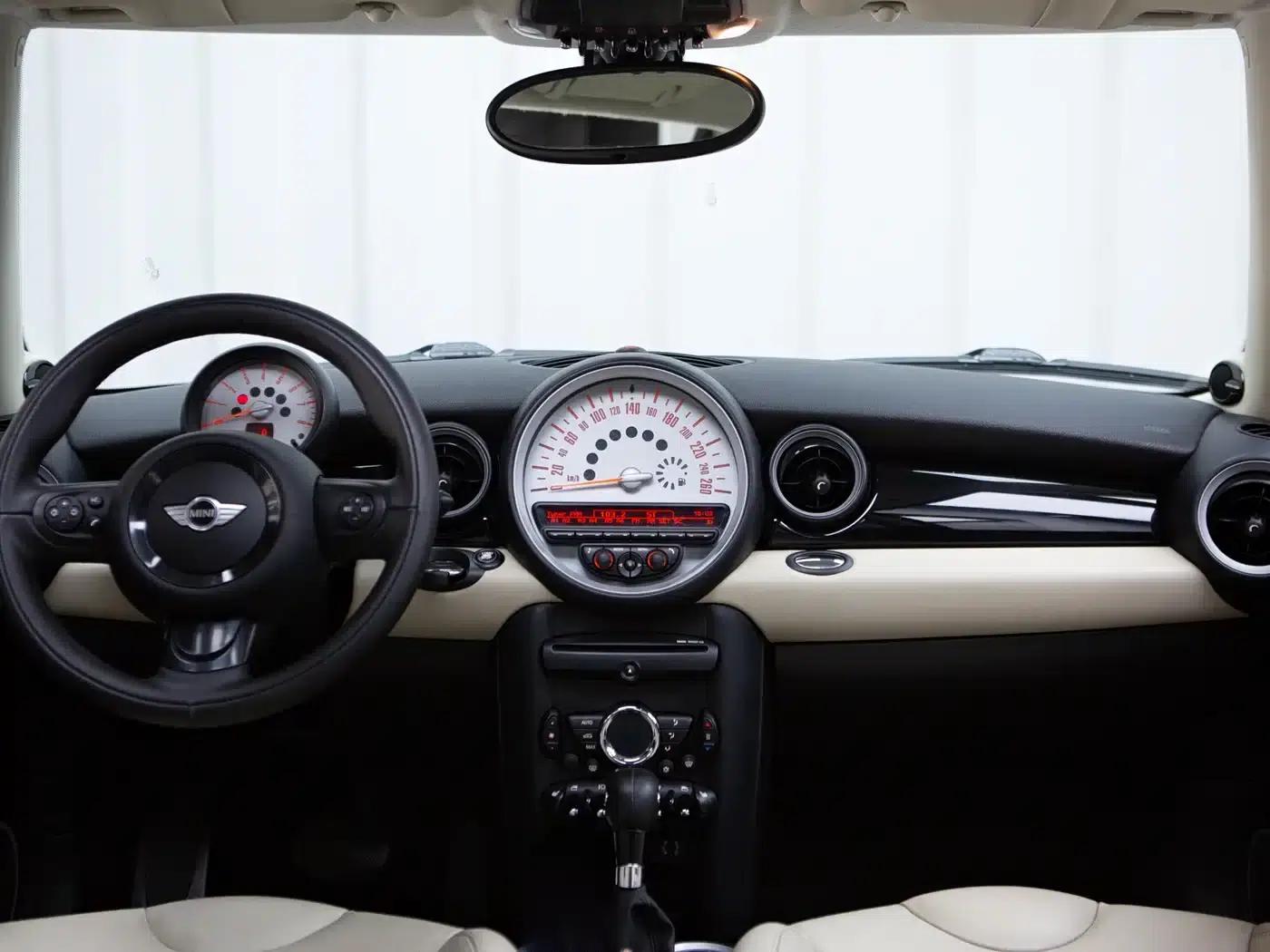 MINI 2011 1.6L COOPER Excitement — миниатюра 8