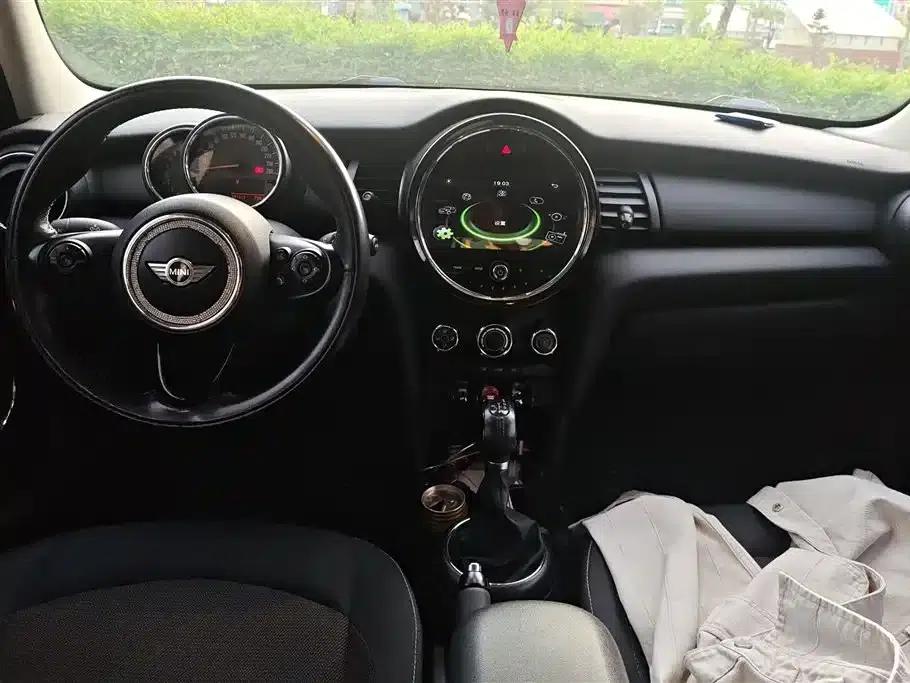 2016 MINI 1.2T ONE 5-Door — миниатюра 12