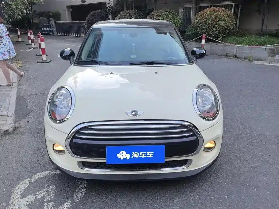 2016 MINI 1.5T COOPER 5-door version — миниатюра 2
