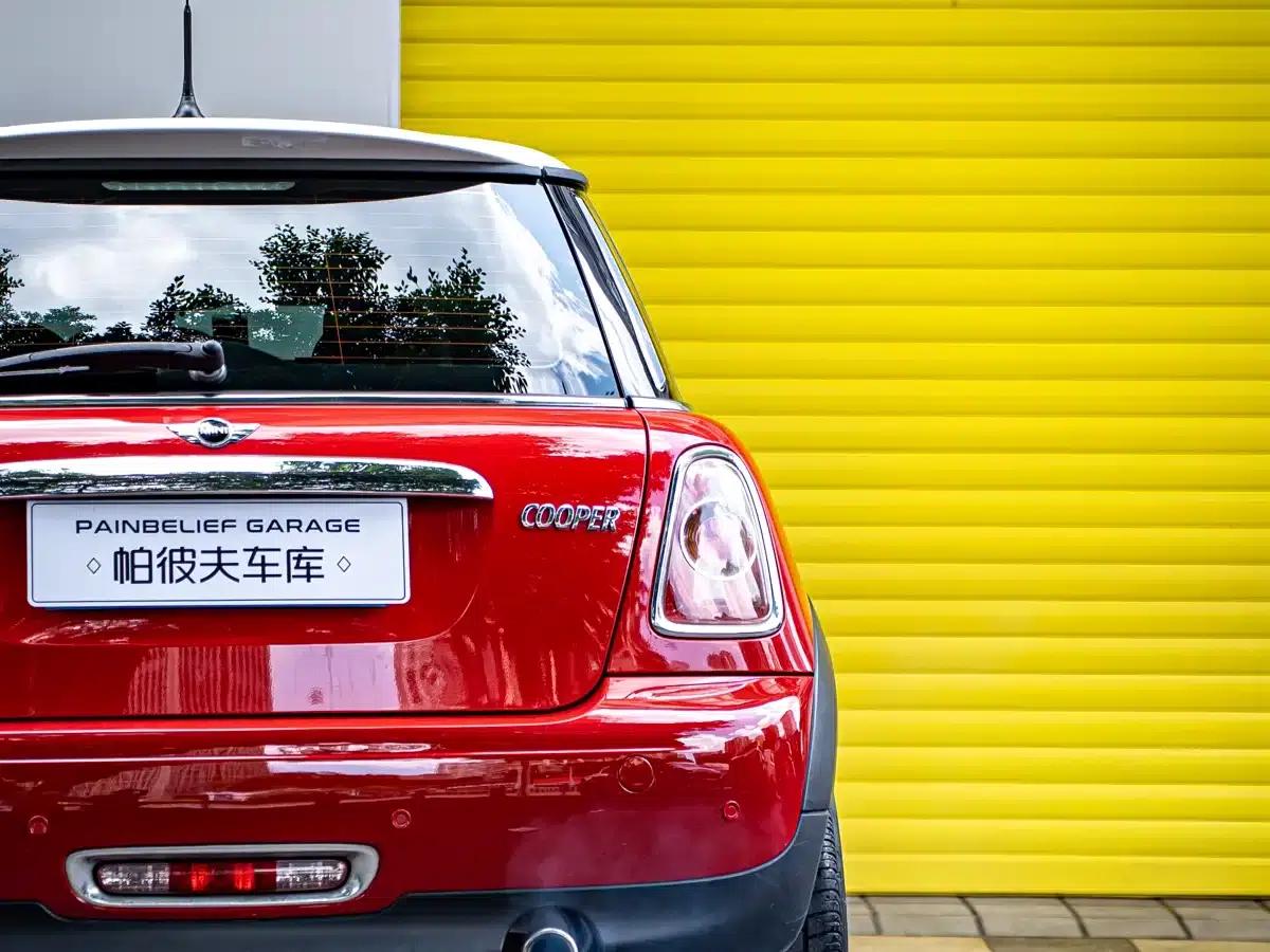 2011 MINI 1.6L COOPER Fun — миниатюра 8