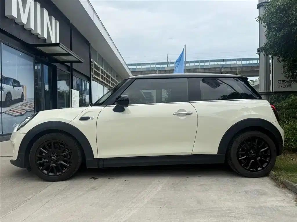 2018 MINI 1.5T COOPER Classic — миниатюра 2