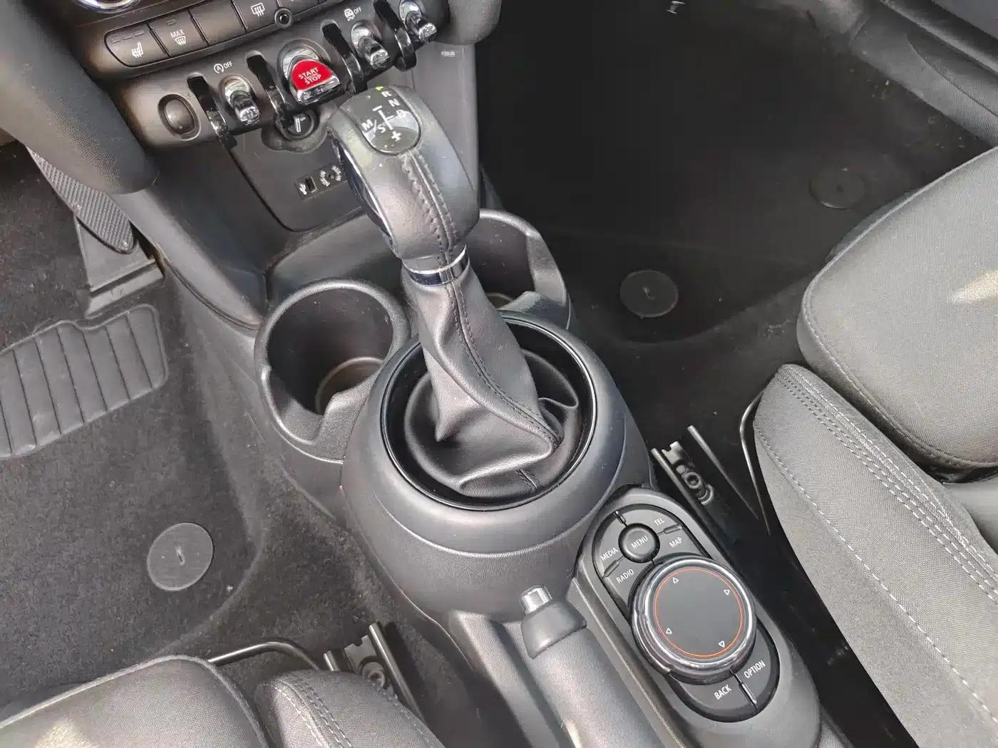2016 MINI 1.5T COOPER Avant-garde — миниатюра 13