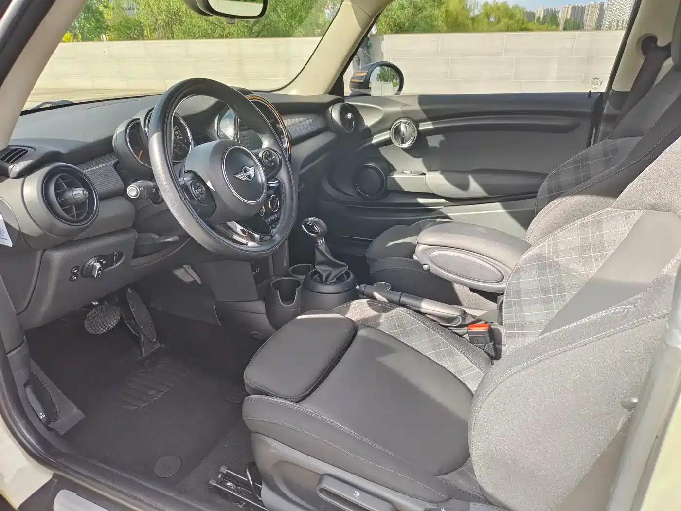 2016 MINI 1.5T COOPER Avant-garde — миниатюра 6
