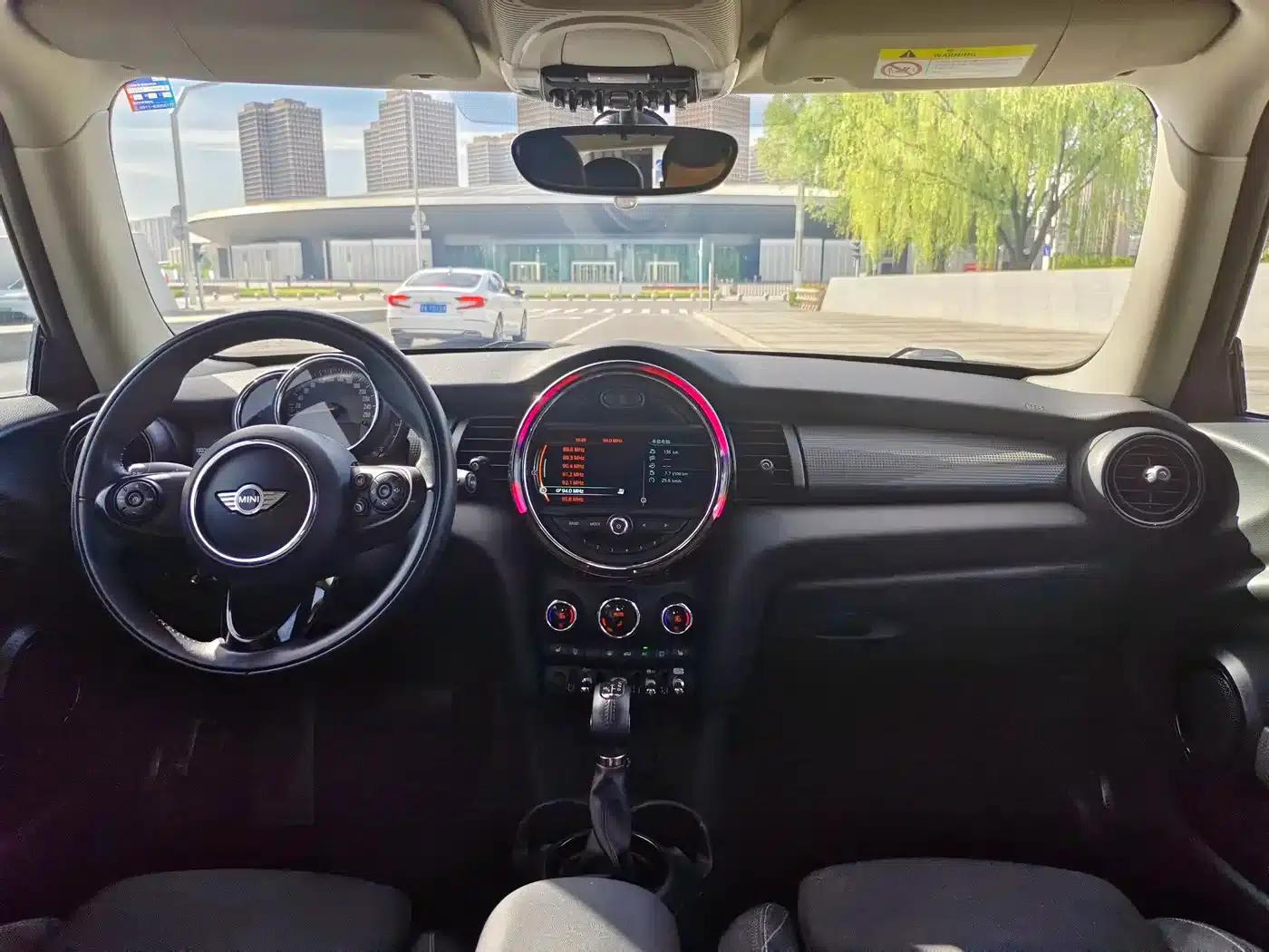 2016 MINI 1.5T COOPER Avant-garde — миниатюра 9