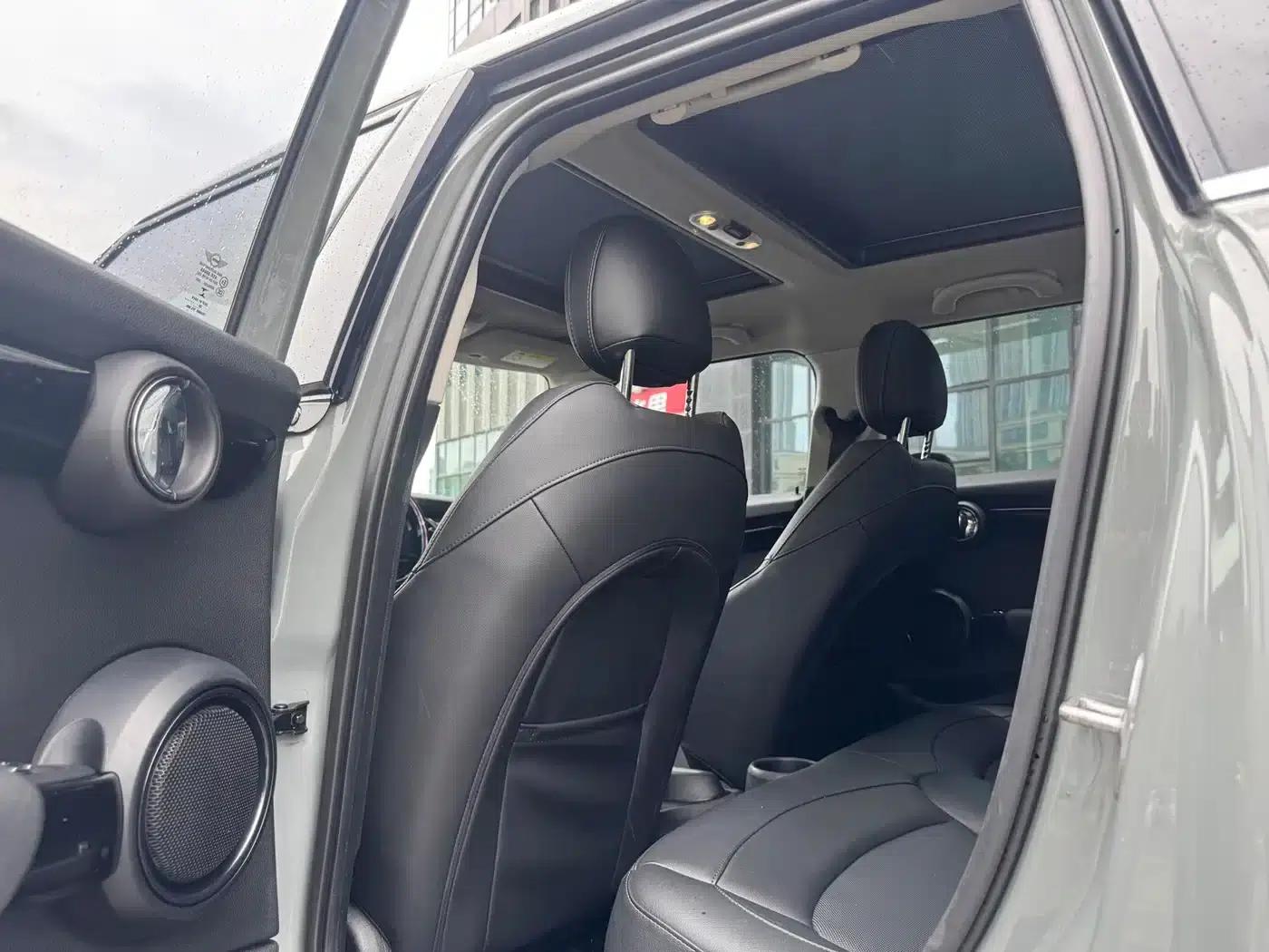 2021 MINI 1.5T COOPER Classic 5-Door — миниатюра 11
