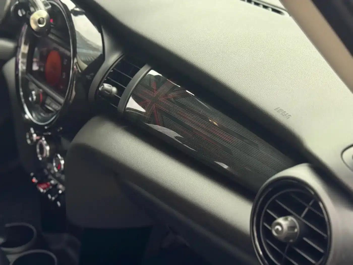2021 MINI 1.5T COOPER Classic 5-Door — миниатюра 16