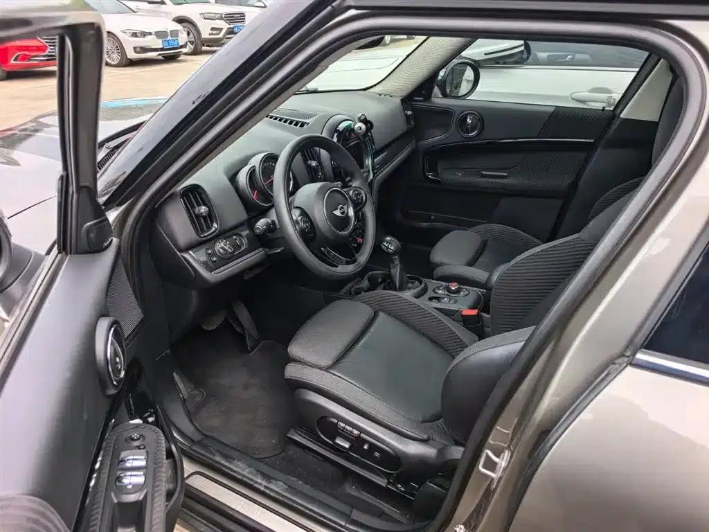 2017 MINI COUNTRYMAN 1.5T COOPER ALL4 Traveler — миниатюра 8