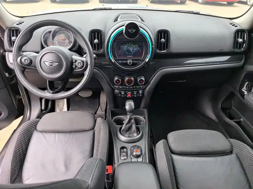 2017 MINI COUNTRYMAN 1.5T COOPER ALL4 Traveler — миниатюра 10