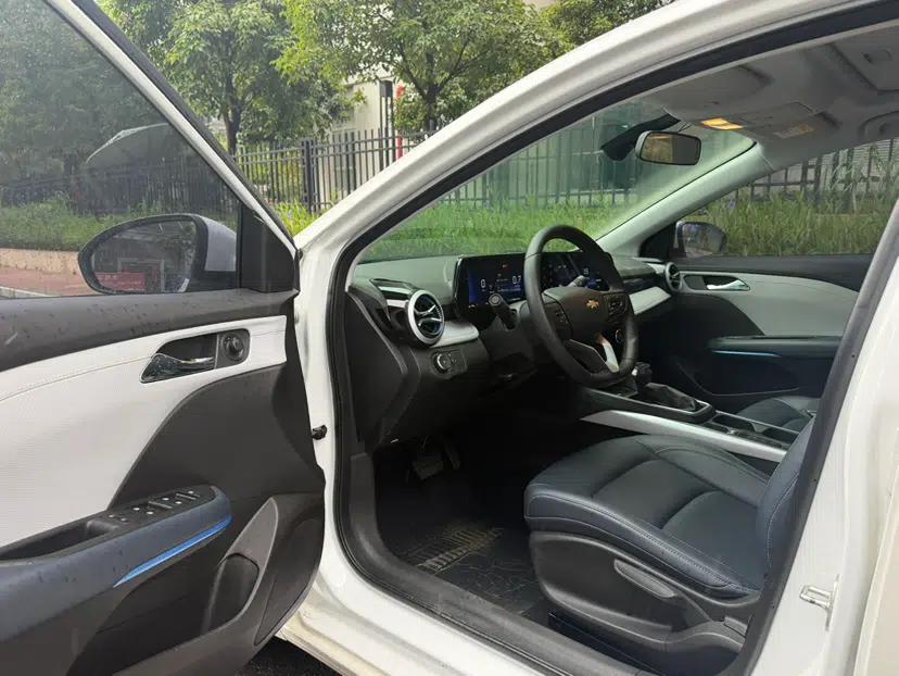 Chevrolet Monza 2024 1.5L Dual-Clutch Enjoyment Edition — миниатюра 22