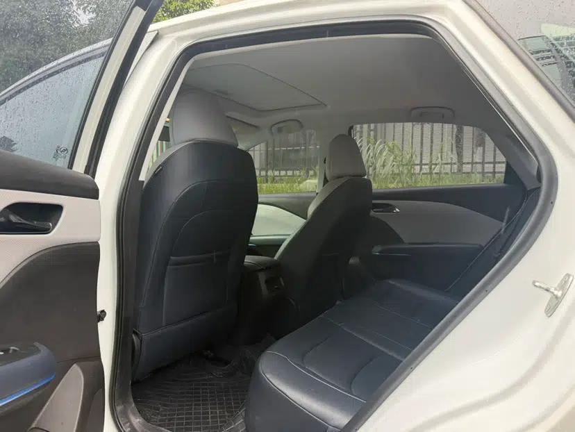 Chevrolet Monza 2024 1.5L Dual-Clutch Enjoyment Edition — миниатюра 25