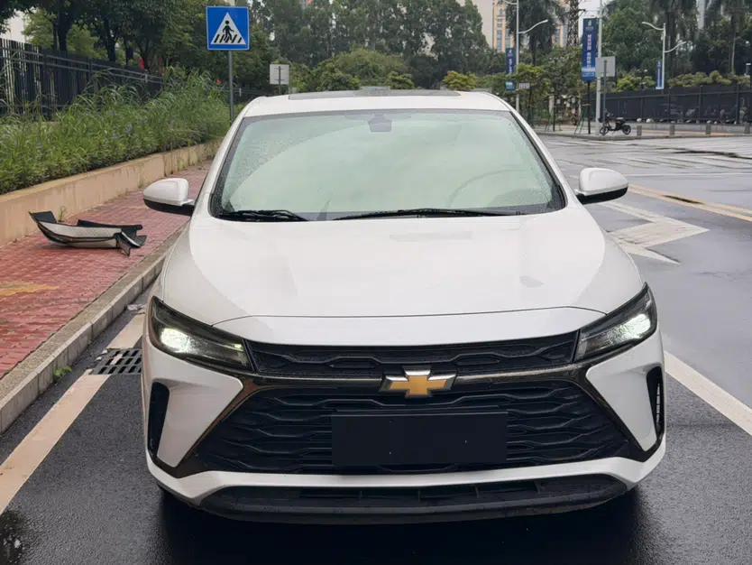 Chevrolet Monza 2024 1.5L Dual-Clutch Enjoyment Edition — миниатюра 8