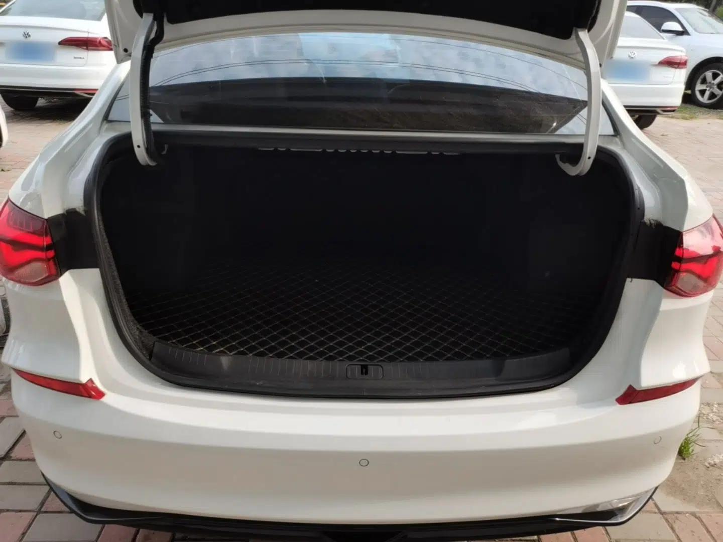 Chevrolet Monza 2024 1.5L Dual-Clutch Enjoyment Edition — миниатюра 22