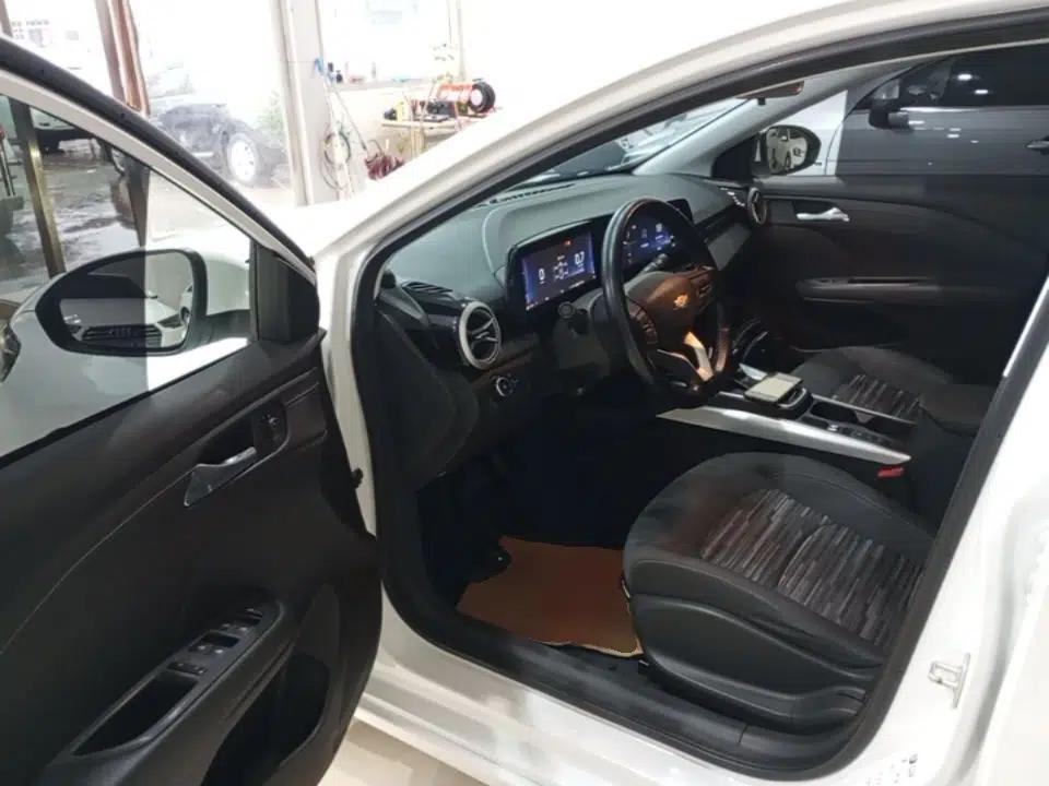 Chevrolet Monza 2023 1.5L Dual-Clutch Enjoyment Edition — миниатюра 19