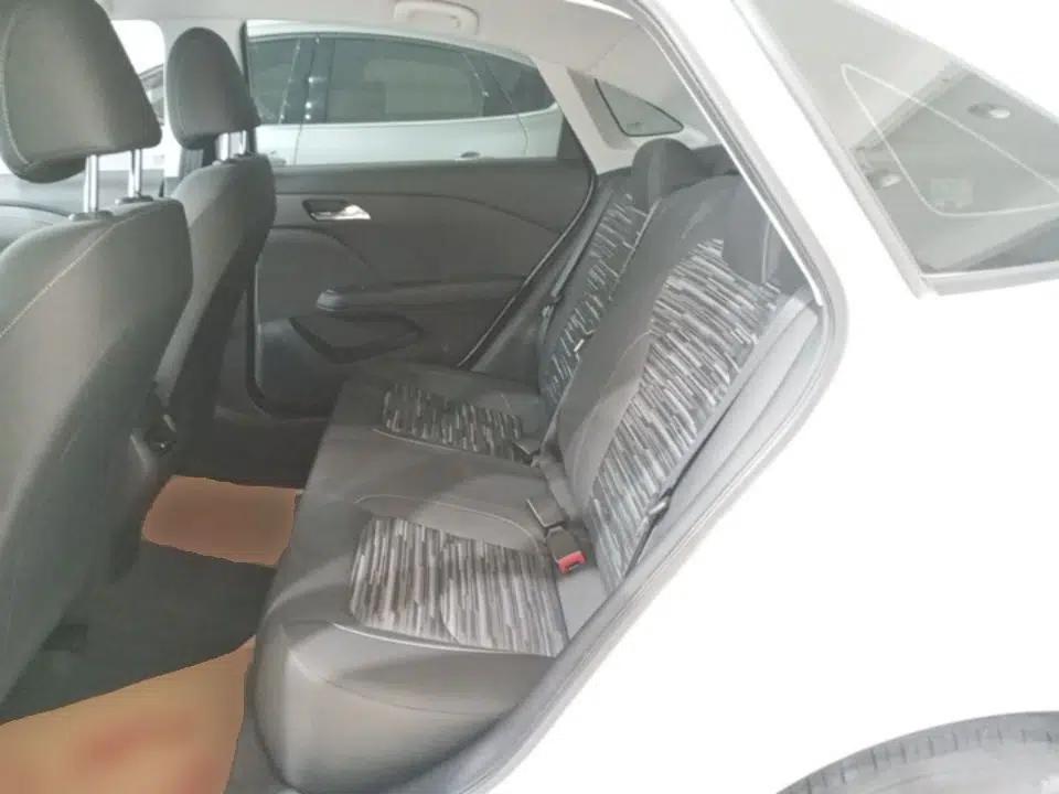 Chevrolet Monza 2023 1.5L Dual-Clutch Enjoyment Edition — миниатюра 20