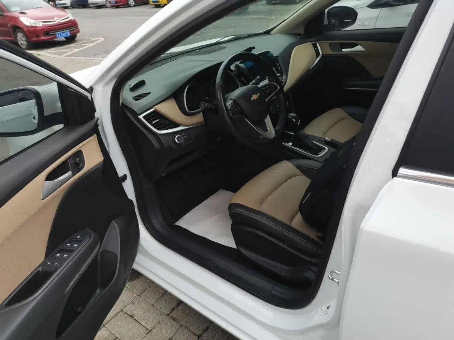Chevrolet Monza 2021 320 Automatic Enjoyment Sunroof Edition — миниатюра 18