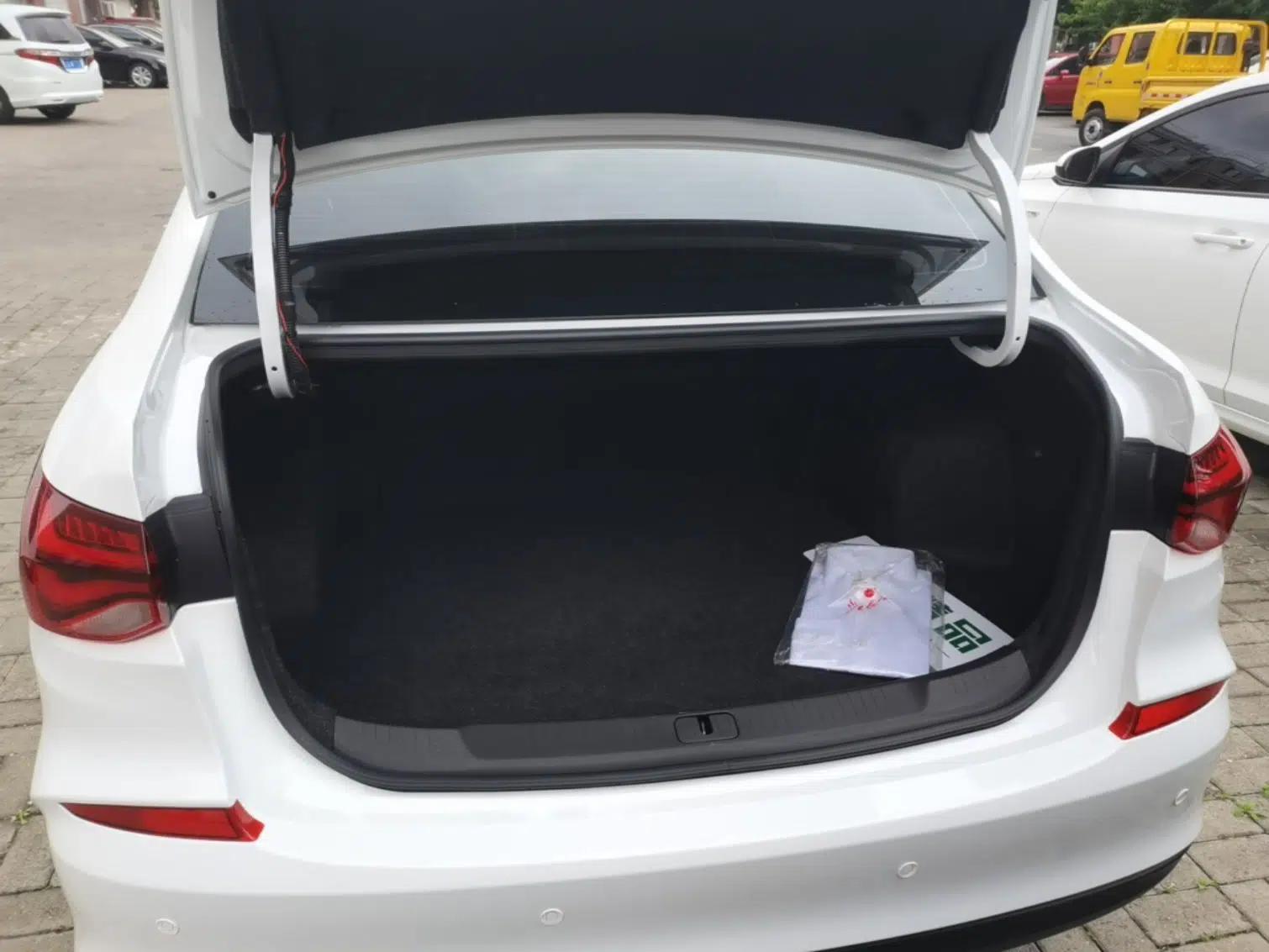 Chevrolet Monza 2021 320 Automatic Enjoyment Sunroof Edition — миниатюра 22