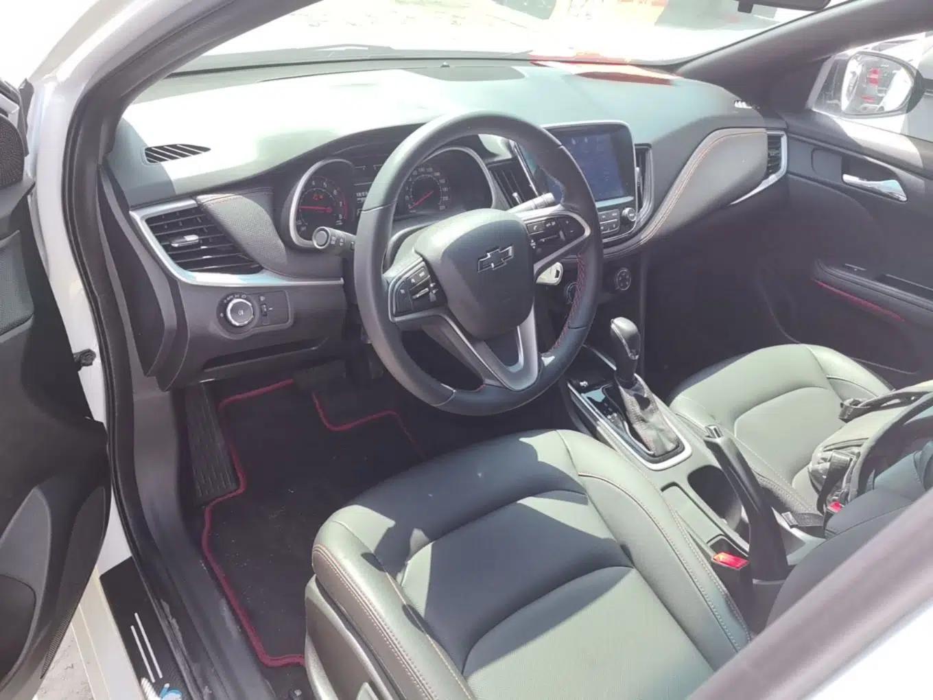 Chevrolet Monza 2022 Light Hybrid RS 330T Automatic Comfort Edition — миниатюра 13