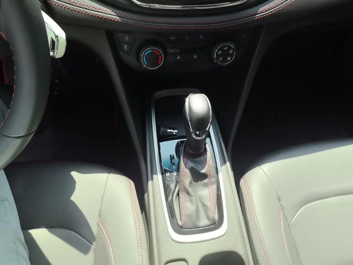 Chevrolet Monza 2022 Light Hybrid RS 330T Automatic Comfort Edition — миниатюра 17