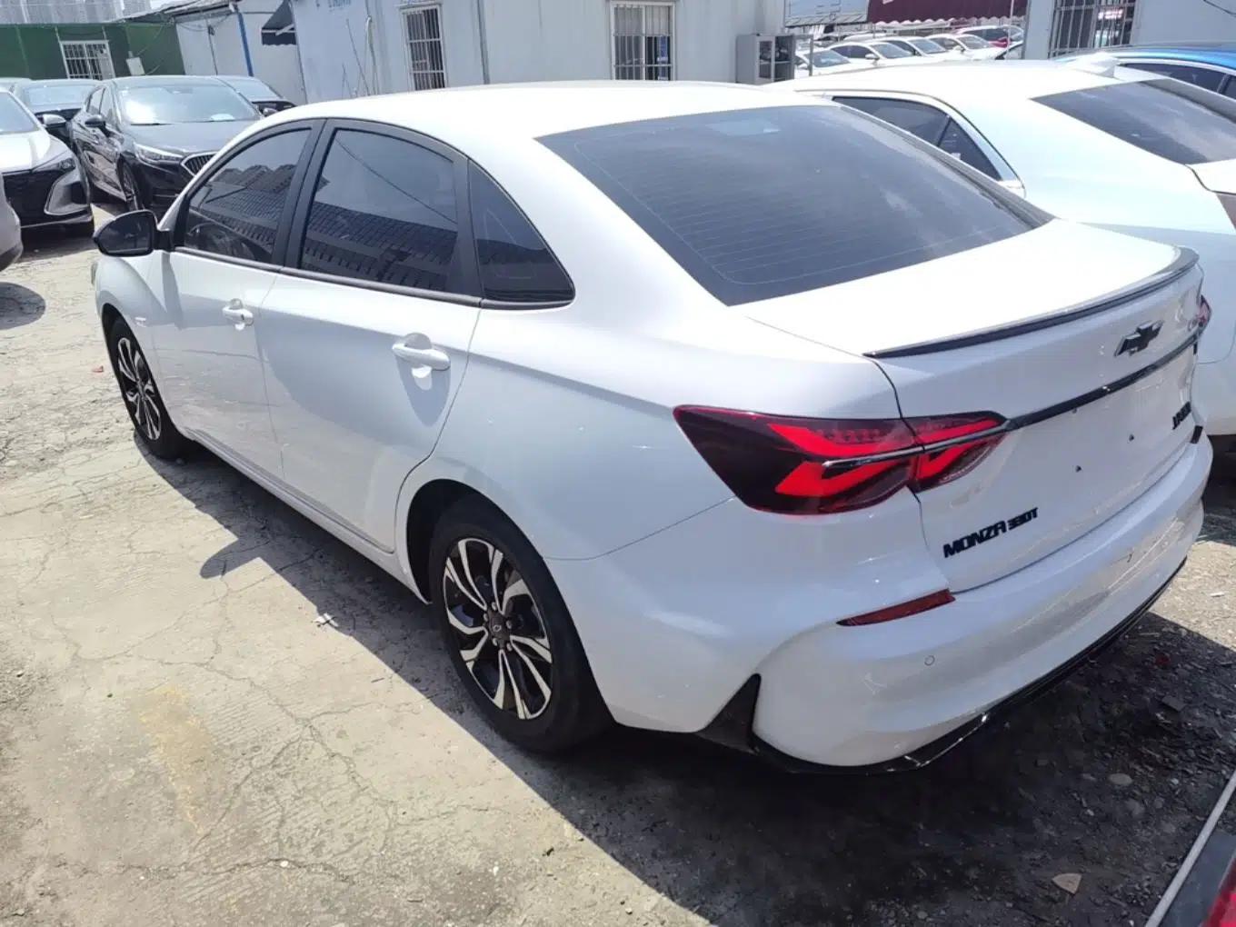 Chevrolet Monza 2022 Light Hybrid RS 330T Automatic Comfort Edition — миниатюра 4