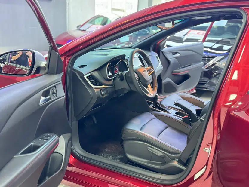 Chevrolet Monza 2019 RS 330T Automatic Comfort Edition China VI Standard — миниатюра 15