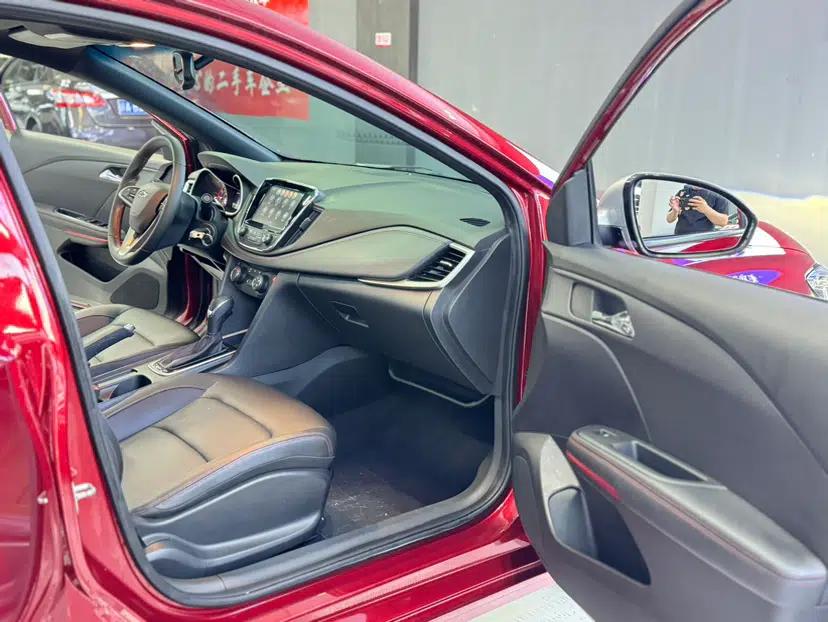 Chevrolet Monza 2019 RS 330T Automatic Comfort Edition China VI Standard — миниатюра 19