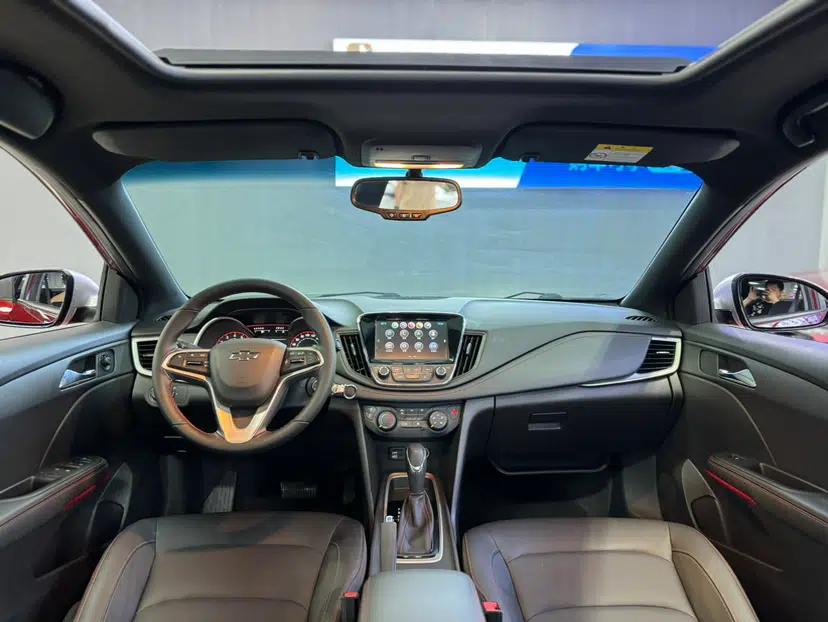 Chevrolet Monza 2019 RS 330T Automatic Comfort Edition China VI Standard — миниатюра 23