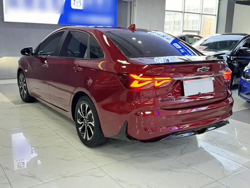 Chevrolet Monza 2019 RS 330T Automatic Comfort Edition China VI Standard — миниатюра 8