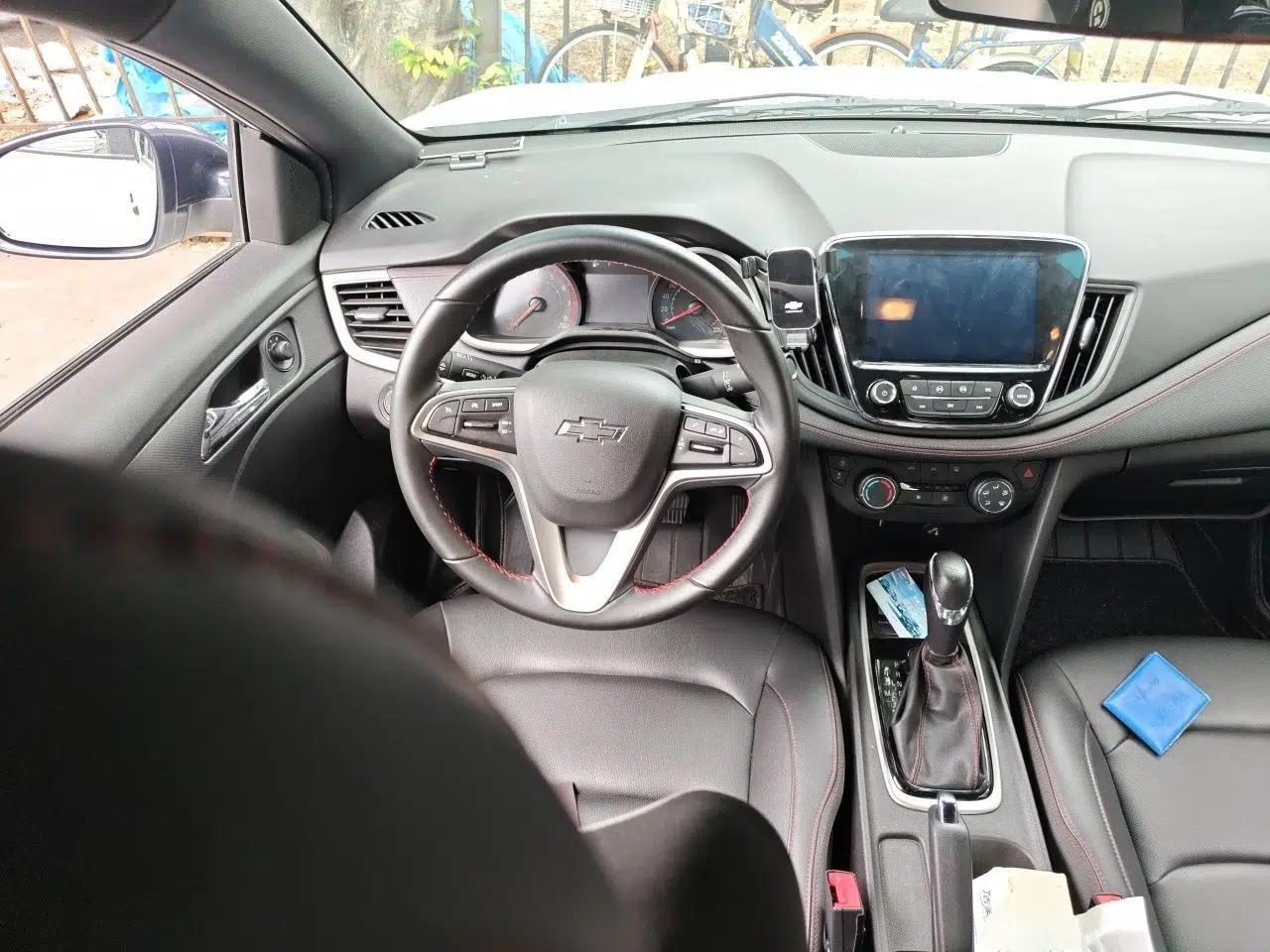 Chevrolet Monza 2020 Light Hybrid RS 330T Automatic Comfort Edition — миниатюра 11