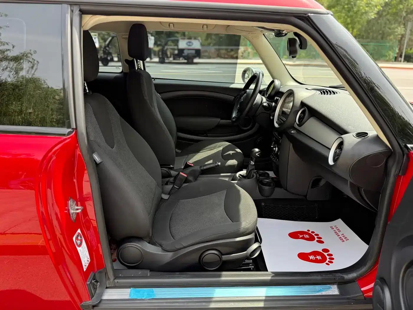 MINI CLUBMAN 2011 1.6L ONE — миниатюра 13