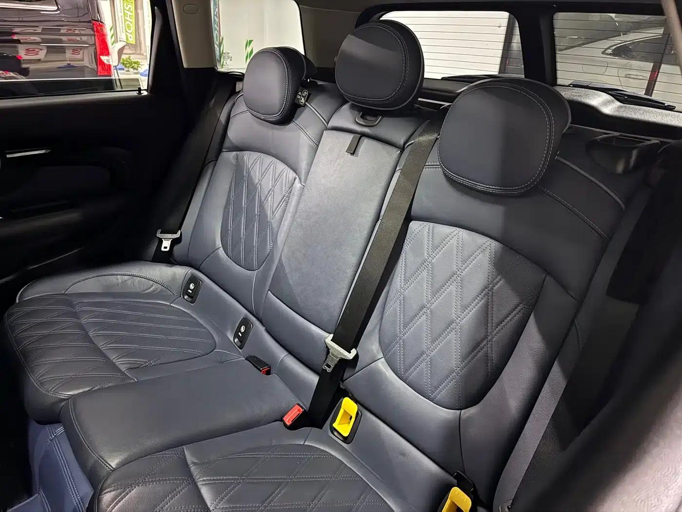 2022 MINI CLUBMAN 1.5T COOPER Connoisseur — миниатюра 12