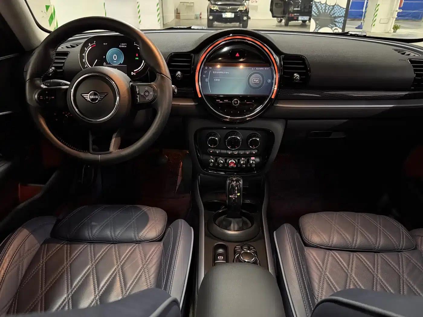 2022 MINI CLUBMAN 1.5T COOPER Connoisseur — миниатюра 15