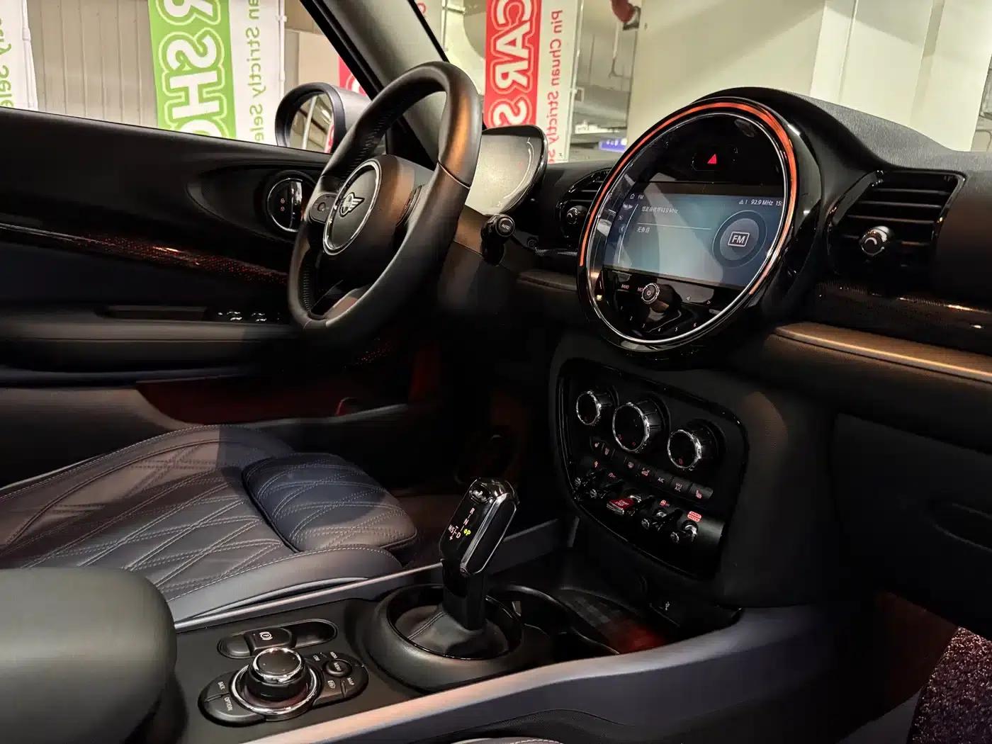 2022 MINI CLUBMAN 1.5T COOPER Connoisseur — миниатюра 19