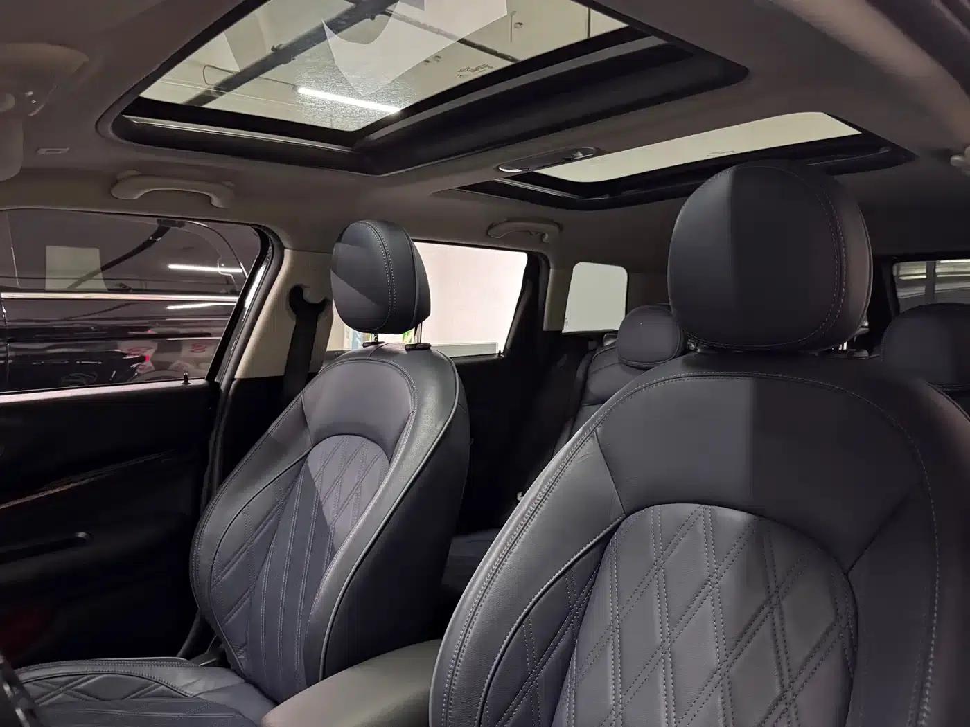 2022 MINI CLUBMAN 1.5T COOPER Connoisseur — миниатюра 21