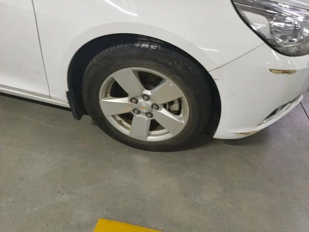 Chevrolet Malibu 2014 1.6T Automatic Comfort Edition — миниатюра 8