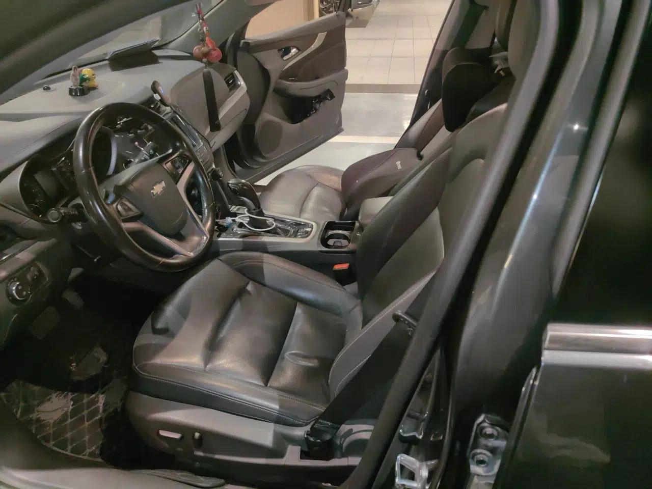Chevrolet Malibu 2016 2.0L Automatic Luxury Edition — миниатюра 16