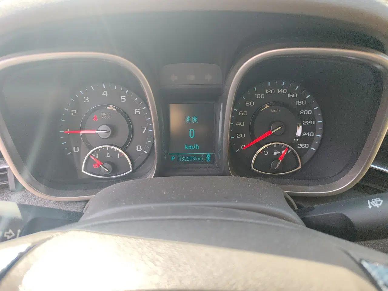 Chevrolet Malibu 2014 2.0L Automatic Comfort Edition — миниатюра 12
