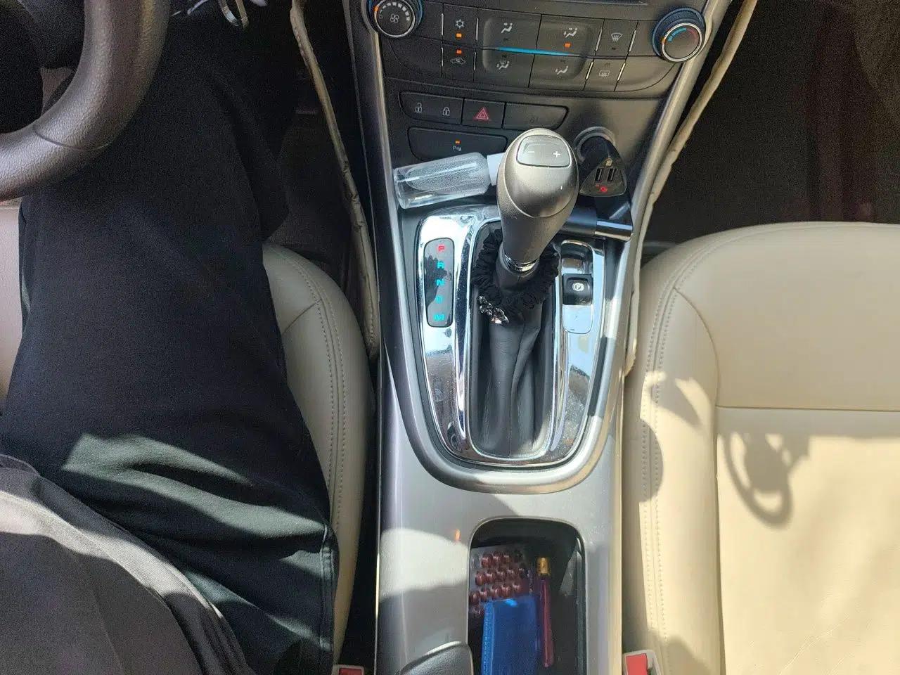 Chevrolet Malibu 2014 2.0L Automatic Comfort Edition — миниатюра 15