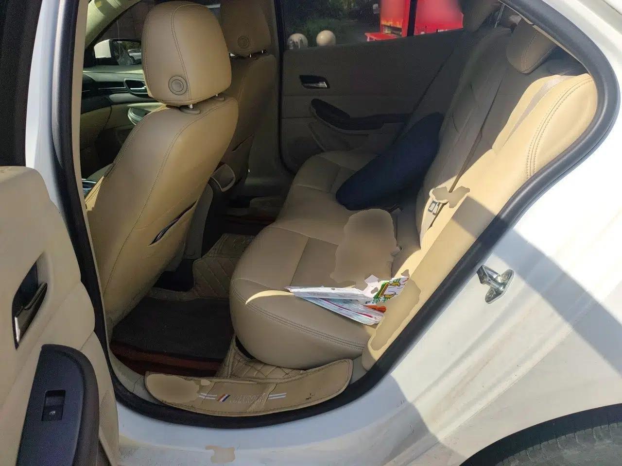 Chevrolet Malibu 2014 2.0L Automatic Comfort Edition — миниатюра 18