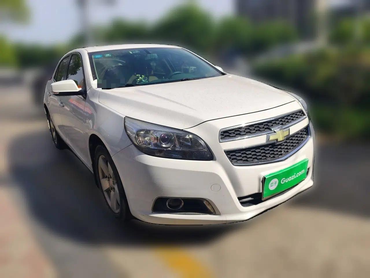 Chevrolet Malibu 2014 2.0L Automatic Comfort Edition — миниатюра 3