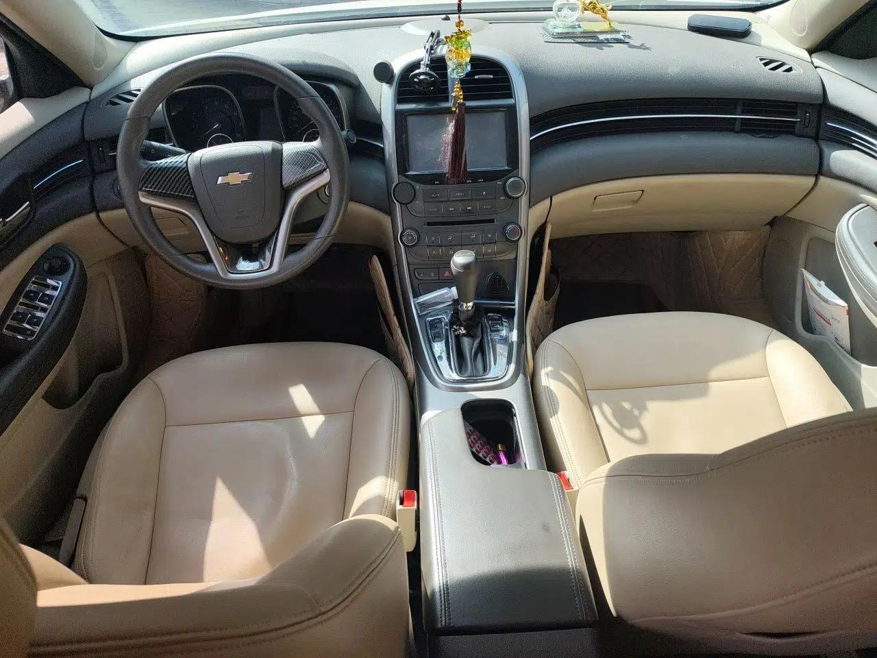 Chevrolet Malibu 2014 2.0L Automatic Comfort Edition — миниатюра 10