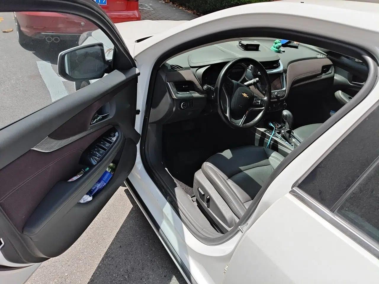 Chevrolet Malibu 2018 530T Automatic Luxury Edition — миниатюра 17