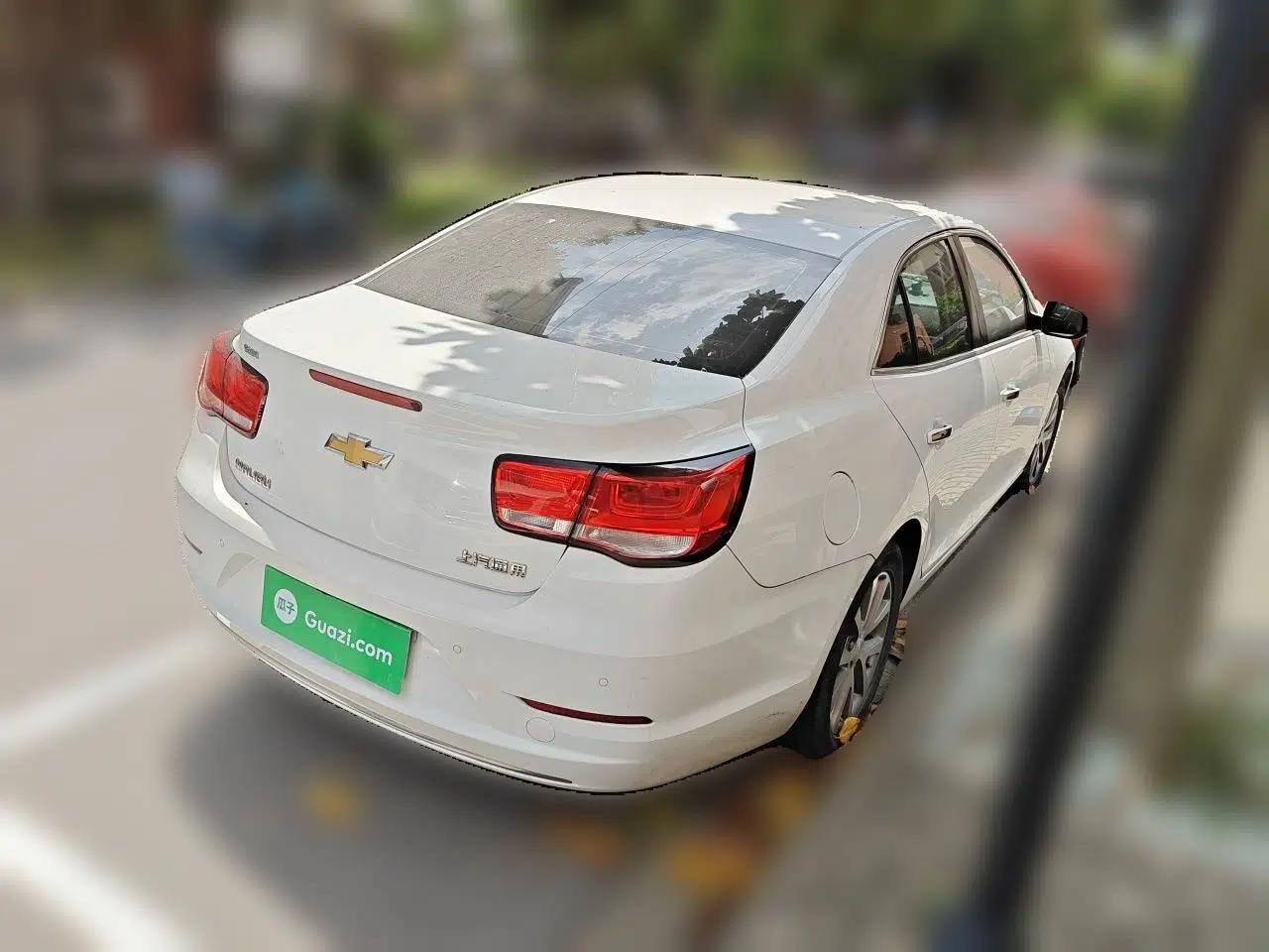 Chevrolet Malibu 2018 530T Automatic Luxury Edition — миниатюра 6