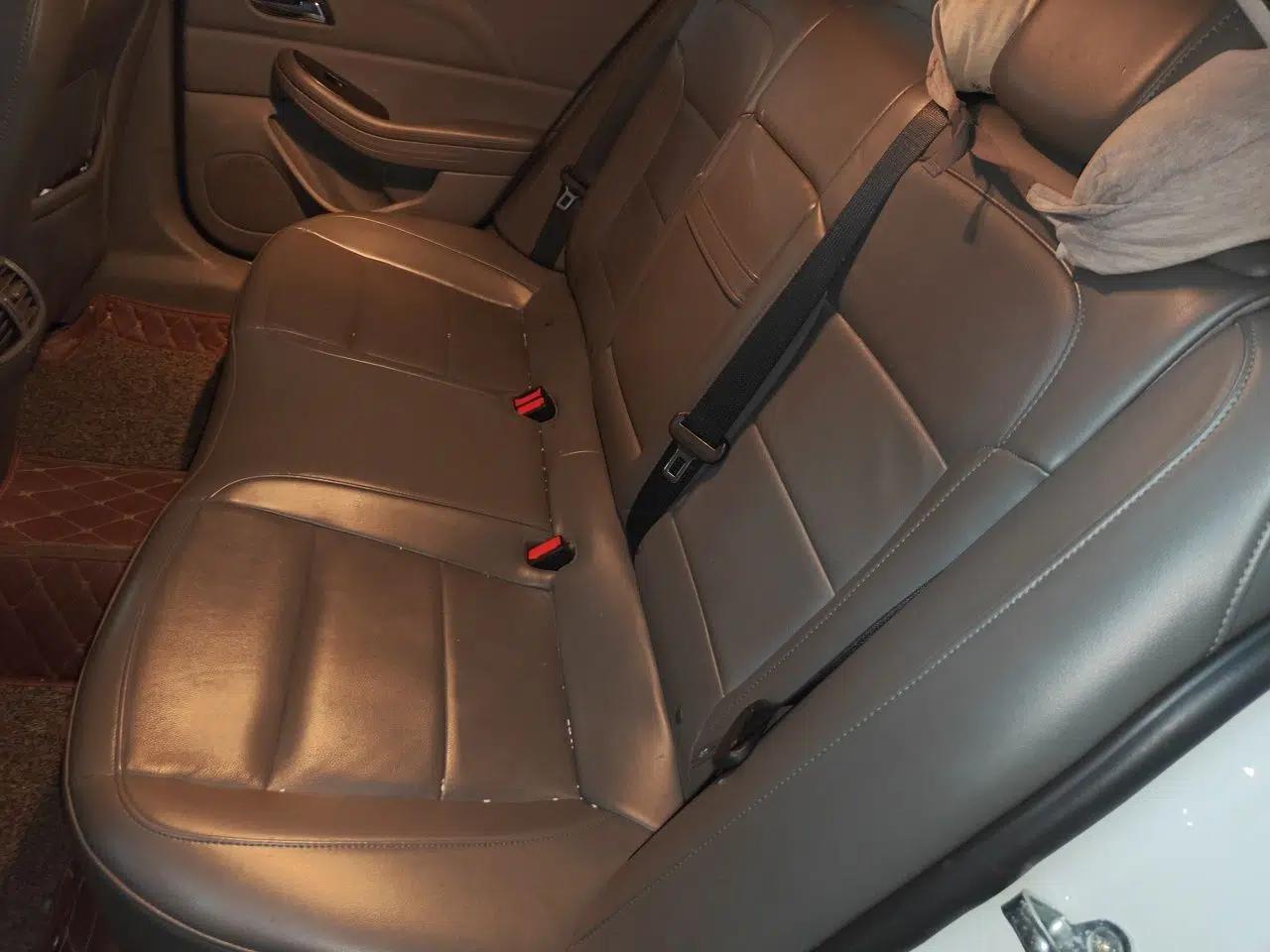 Chevrolet Malibu 2014 2.0L Automatic Comfort Edition — миниатюра 18