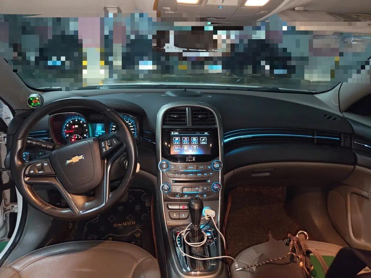 Chevrolet Malibu 2014 2.0L Automatic Comfort Edition — миниатюра 10