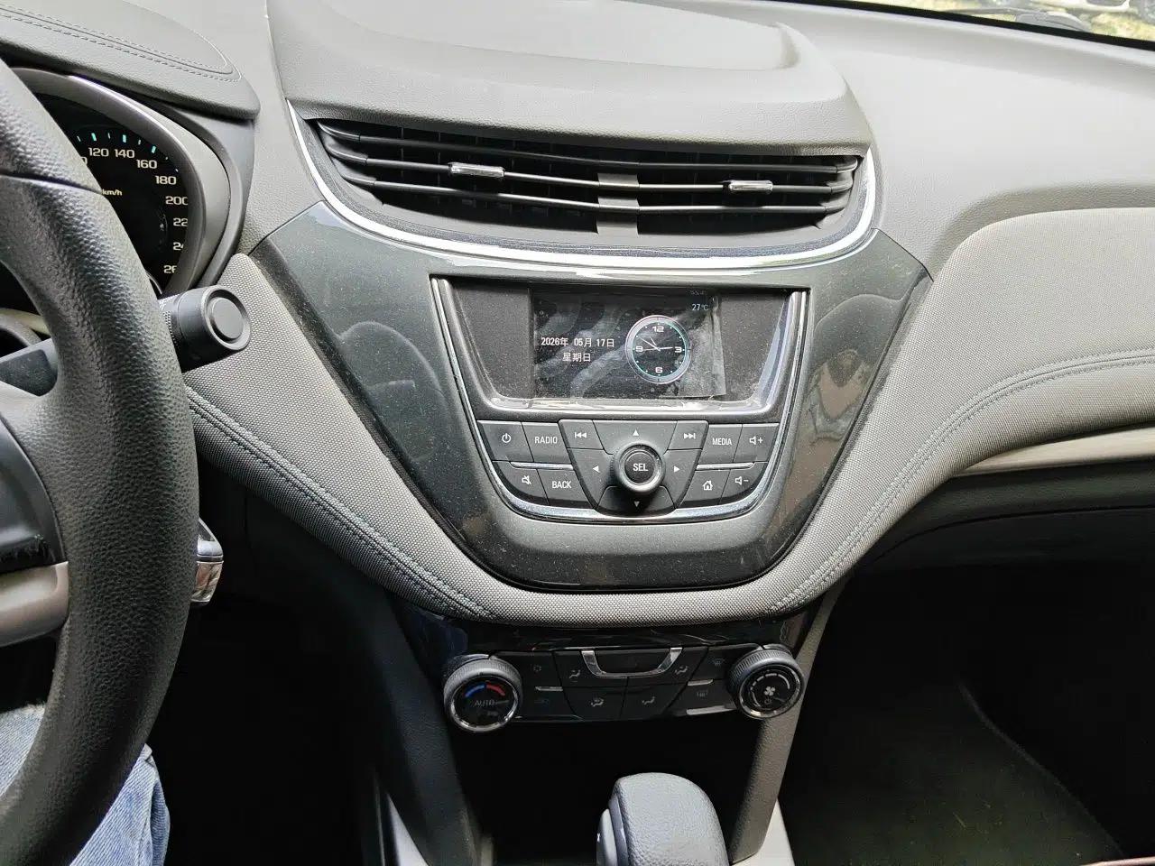 Chevrolet Malibu 2017 1.5T Automatic Comfort Edition — миниатюра 14