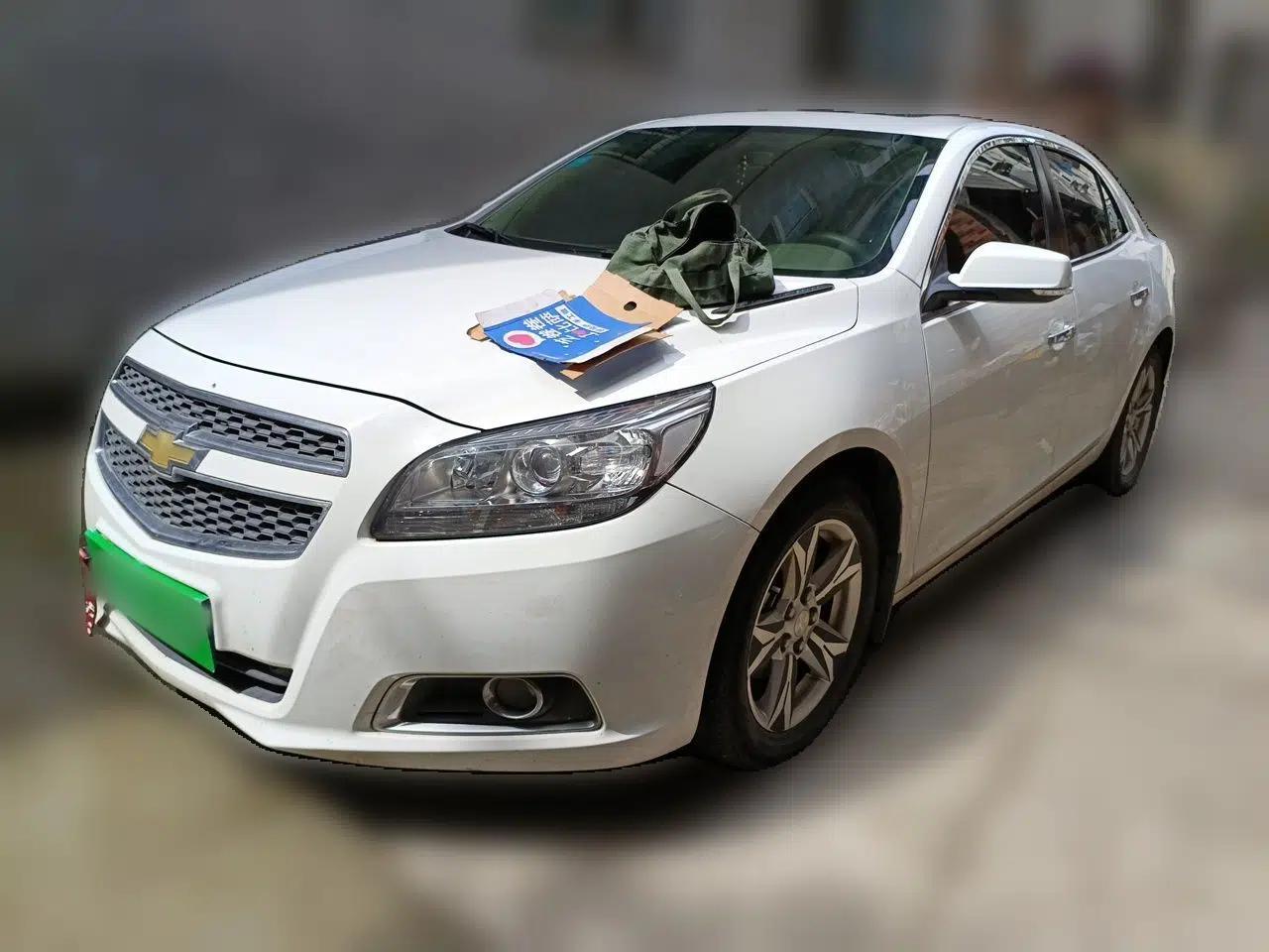 Chevrolet Malibu 2014 2.0L Automatic Comfort Edition — миниатюра 1
